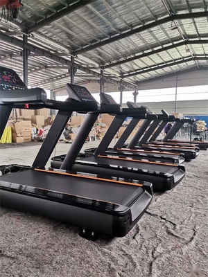 Verbessern Sie Ihr Fitnessstudio mit Q235 Electric Treadmill LED-Bildschirm und Haltbarkeit