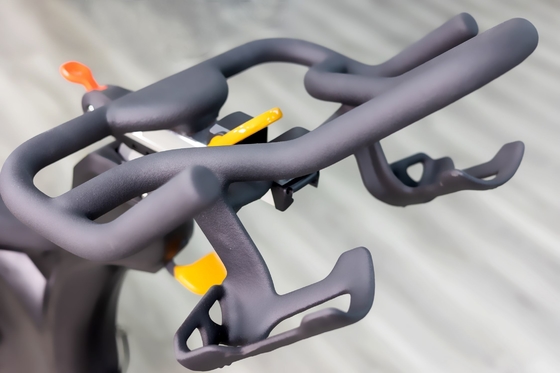 18kg Flywheel kommerzielles Spinnrad mit klappbarem Design und Karosseriebaufunktion