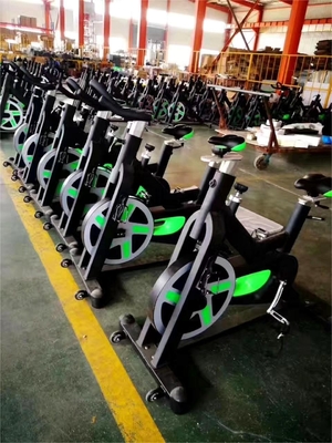 18 kg Flywheel Gym-Ausrüstung für kommerzielles Kardio-Training und Körperstärkung