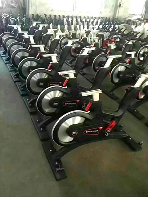 Flywheel Gewicht 13/15KG Indoor Spinning Bike für kommerzielle Fitness und Cardio-Training