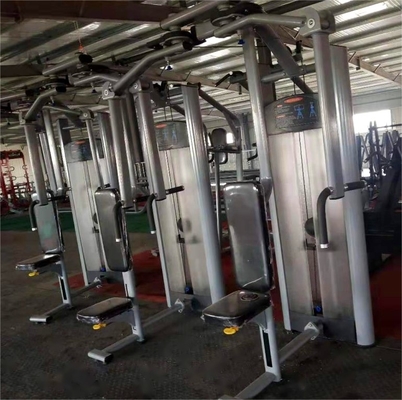 Gewerbliche Fitnessstudio-Ausrüstung Mittellastmaschine mit 1500*1400*2200 mm Größe