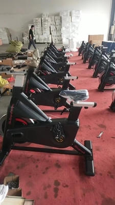 Universelle Heimgymnastik Fitness-Ausrüstung Bodybuilding Spinning Indoor Training Fit Bike