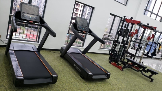 Professionelle Schwerlast 3,0 PS Sportstudio Fitness-Ausrüstung Laufband für kommerzielle Trainingseinheiten