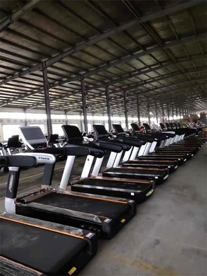 Professionelle Schwerlast 3,0 PS Sportstudio Fitness-Ausrüstung Laufband für kommerzielle Trainingseinheiten