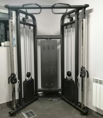 1300*2010*2110mm Heimgymnastik-Ausrüstung Mehrleistungskäfig Smith-Maschine Funktionstrainer