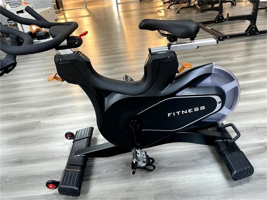 Gewerbliches Fitnessstudio Magnetische Spinnrad Optional Rahmen Farbe Selbstgenerierende Widerstand