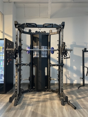 Multifunktionales Smith-Maschinenregal für Krafttraining