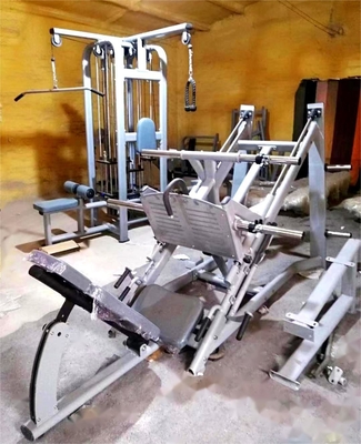 Bringen Sie Ihr Krafttraining mit unserer 45-Grad-Beinpresse auf die nächste Stufe.