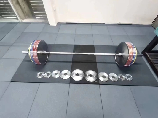 Krafttraining Barbell mit Gewichtsplatten Set und Silber Chrome Platte Barbell Set