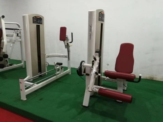 1500*1300*1750mm Fitness-Ausrüstung Gewerbliche Pin-Load Bodybuilding-Trainer für das Fitnessstudio
