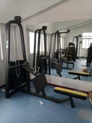 Gewerbliche Fitness-Ausrüstung für den Fitnessstudio mit niedrigem Sitz und individuellem Logo